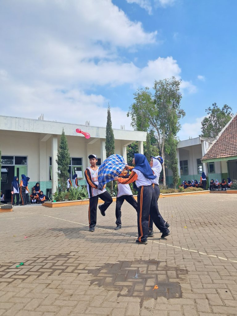 PERINGATAN HUT RI KE-79 DI PELITA